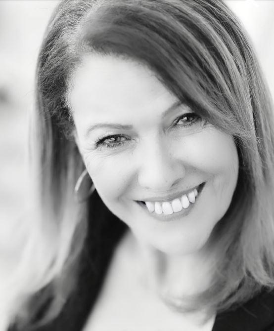 ליז שמעוני מרצה במכללה האקדמית הרצוג