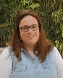 פנינה דביר מרצה במכללה האקדמית הרצוג